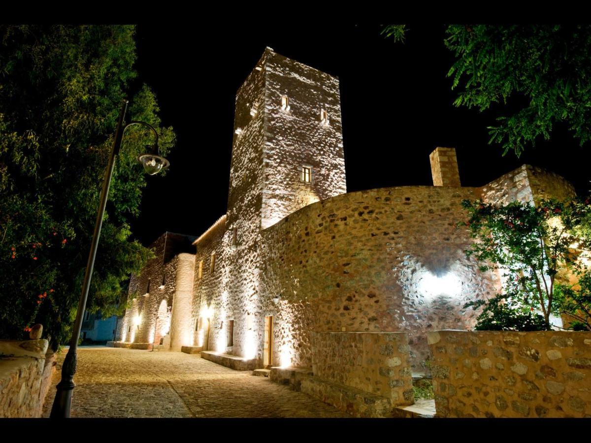 Arapakis Historic Castle Aparthotel Pyrgos Dirou Exterior photo